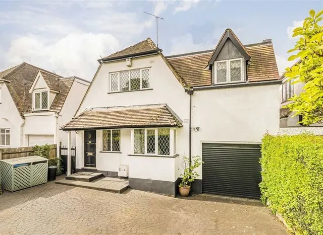 Hampton Court Road, East Molesey, KT8, photo 2