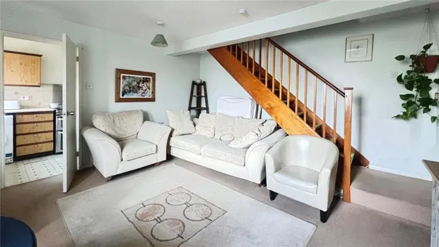 Suffolk Close, Wokingham, RG41, photo 3