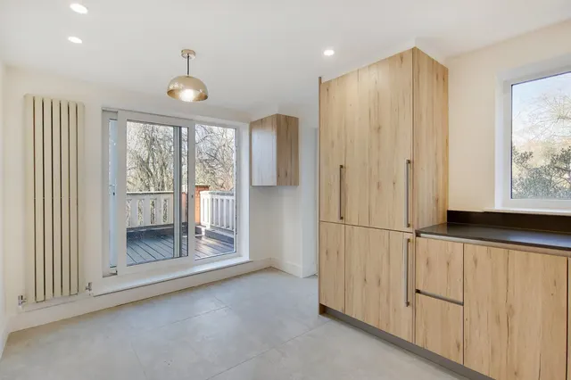 Photo 2 — Fitzjohns Avenue, London, NW3 6PH