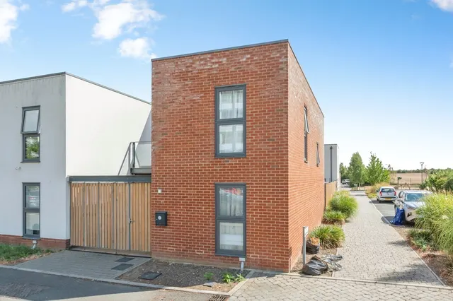 Bata Mews, East Tilbury, Tilbury, Essex, RM18, photo 1