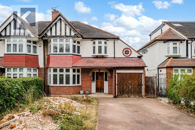 London Road, Ewell, KT17, photo 1