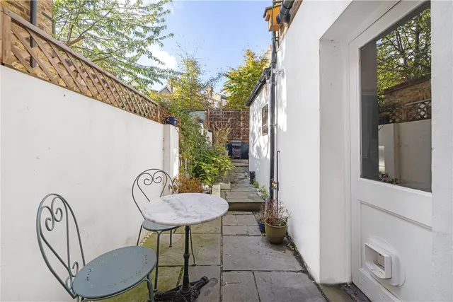 Ivanhoe Road, Camberwell, London, SE5, photo 1