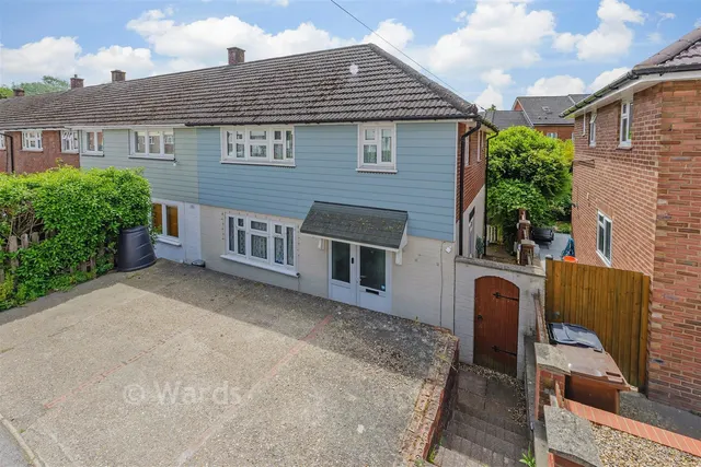 Sycamore Road, Strood, ME2, photo 1
