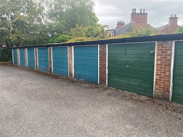 Photo 2 — Wilmslow Road, Didsbury, Manchester, Greater Manchester, M20