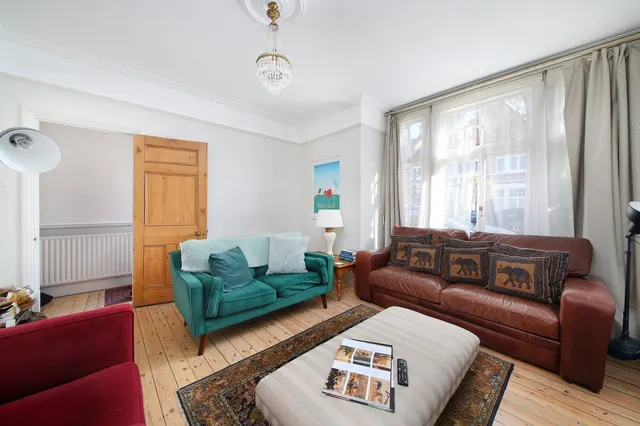 Cowley Road, Mortlake, SW14, photo 2