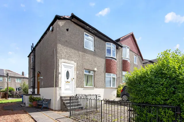 Merton Drive, GLASGOW, photo 1