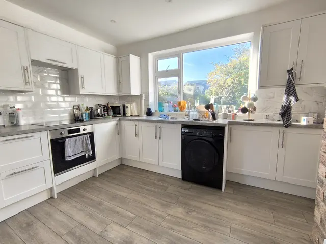 Bath Road, Frome, BA11, photo 3