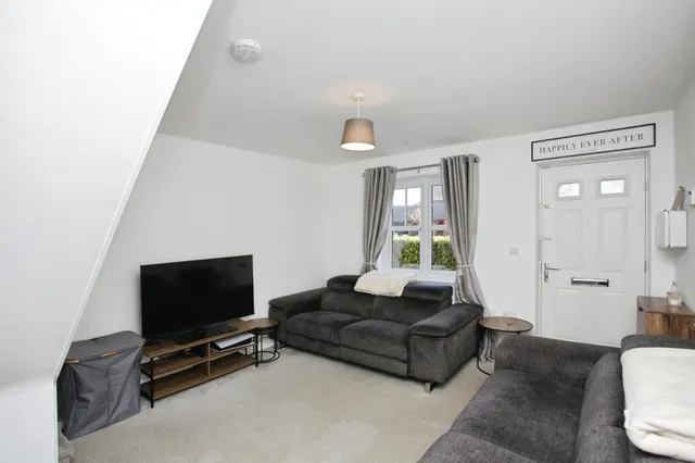 Photo 3 — Caradon Way, Houlton, Rugby