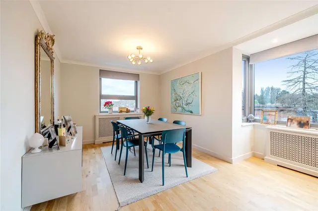 Photo 3 — Serlby Court, 29 Somerset Square, London, W14 8EF