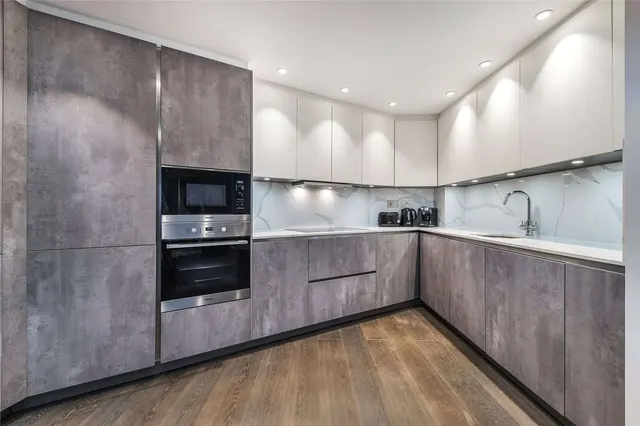 Photo 3 — Greycoat House, 27 Greycoat Street, Westminster, London, SW1P 2QF