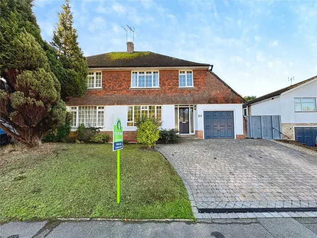 Woodhill Park, Pembury, TN2, photo 1