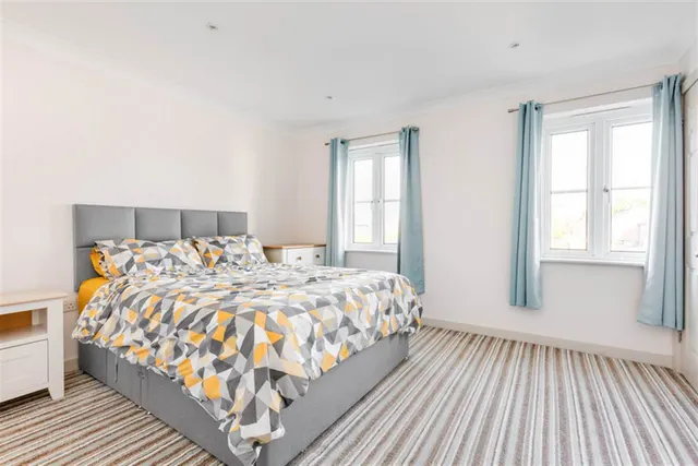 Photo 3 — Cobham, KT11 1BD