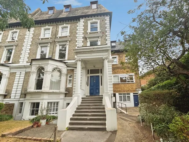 Claremont Road, Surbiton, KT6, photo 1