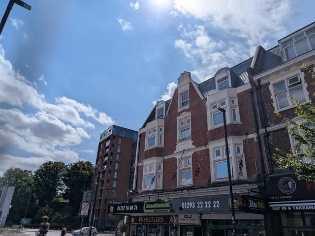 Redhill, photo 1