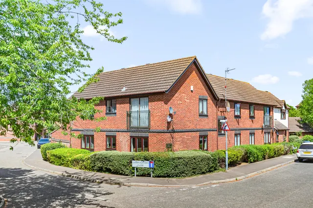 Lamplighters Close, Waltham Abbey, EN9, photo 1