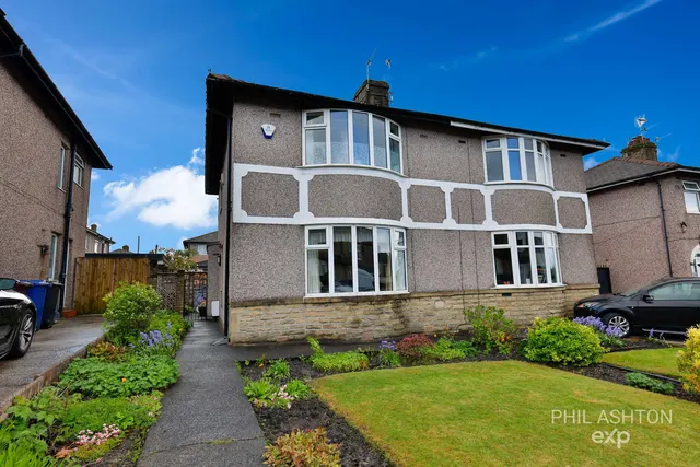 Briercliffe Road, Burnley, BB10, photo 2