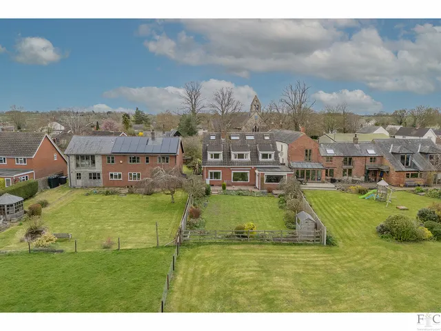 Main Street, Mowsley, LE17, photo 2