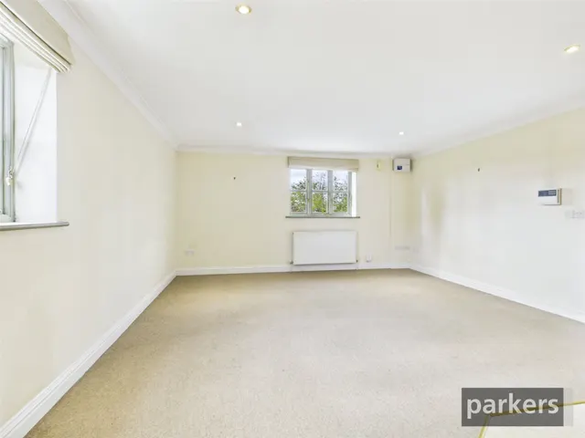 Witney Road, Freeland, OX29, photo 2