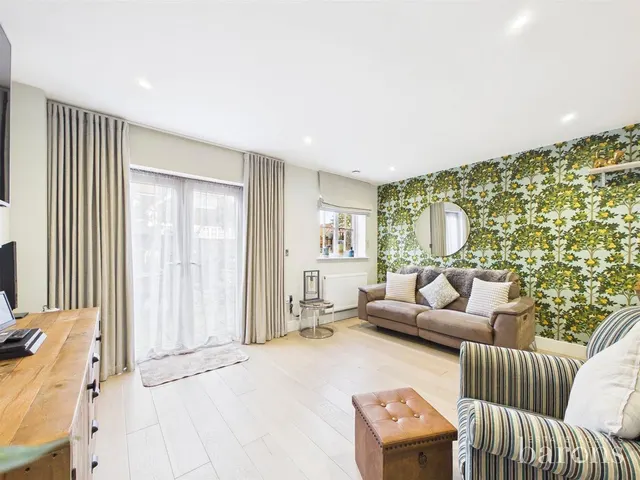 Primrose Close, North Waltham, RG25, photo 3