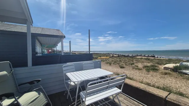 West Beach, Whitstable, photo 2