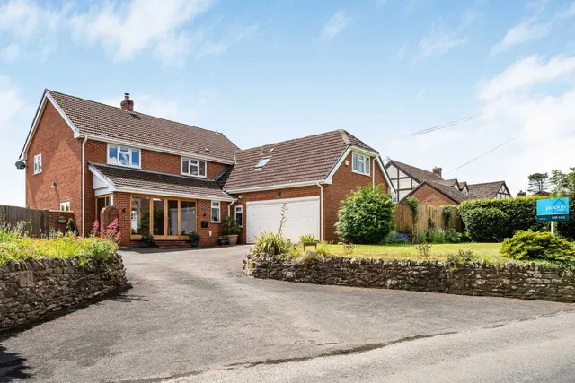 Merrileas, Monkland, Leominster, Herefordshire, HR6 9DB, photo 1