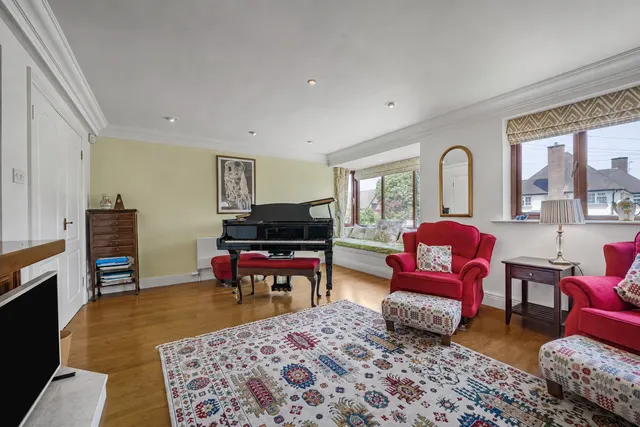 Mill Road, Cardiff, CF14, photo 3