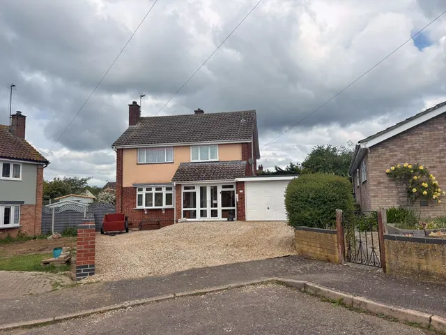 Deben Drive, Sudbury, photo 1