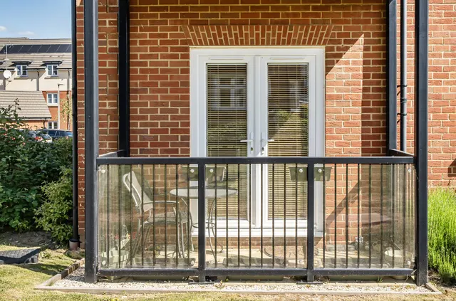 Photo 2 — Herd Drive, Wokingham, Berkshire, RG41 1BL