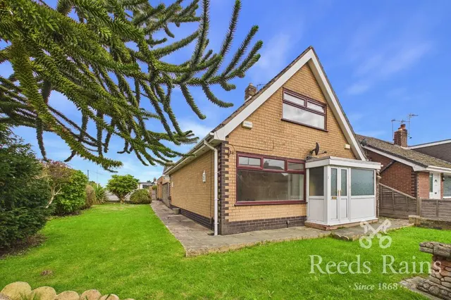 Hawkshead Avenue, Euxton, Lancashire, PR7, photo 1
