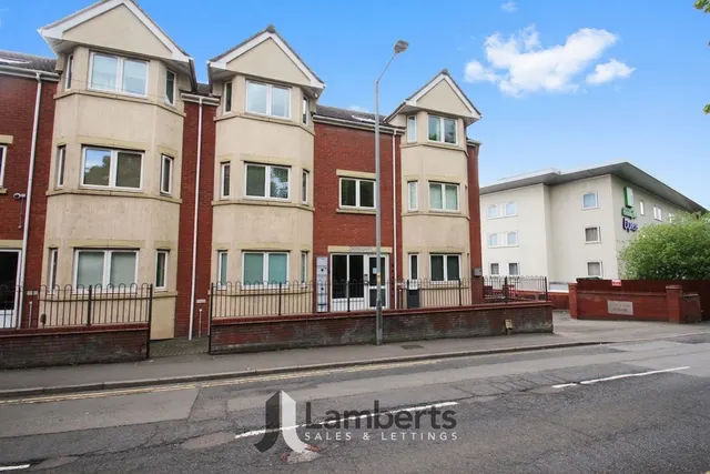 5 Ryland House Hewell Road, Redditch, photo 1