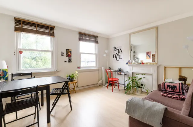 Photo 2 — 2 Clark House, 65a Sidney Street, London