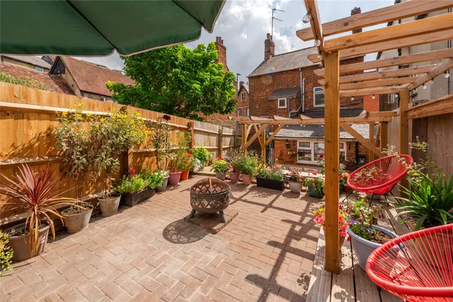 West Street, Buckingham, MK18, photo 3