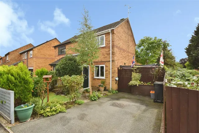 Taylors Bridge Road, Wigston, LE18, photo 1