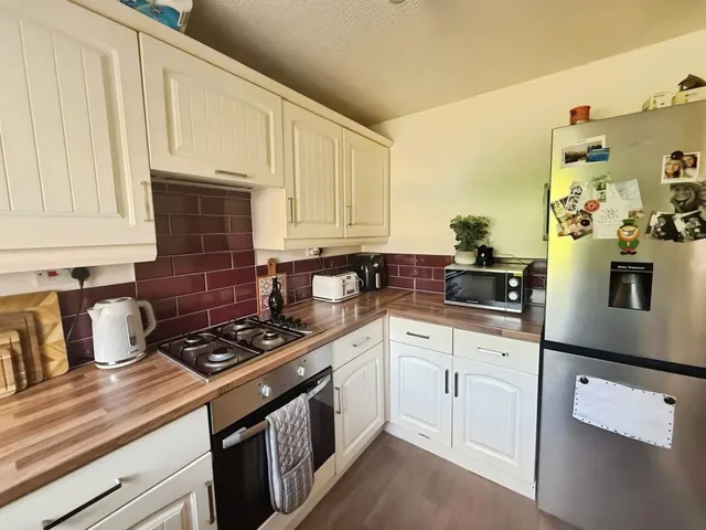 Parthenon Close, Pleasley, NG19, photo 2