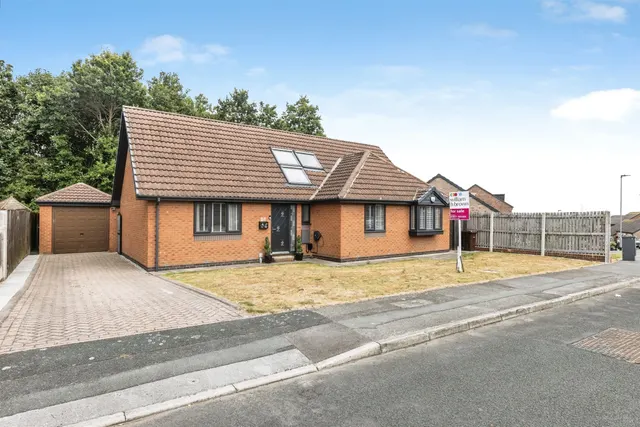 Meadow Croft, Hemsworth, Pontefract, photo 1