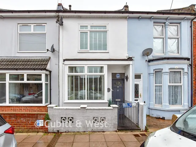 Northgate Avenue, Portsmouth, PO2, photo 1