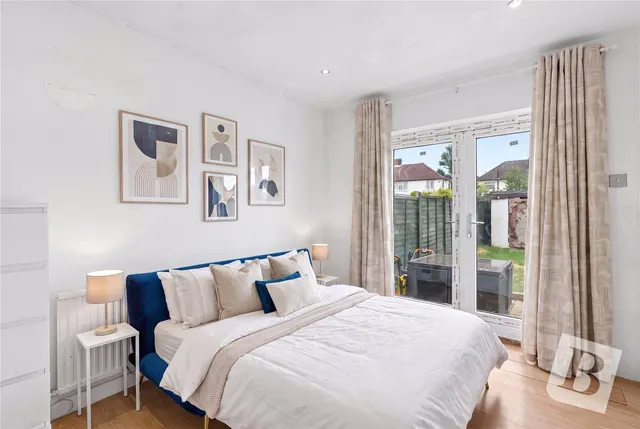 Lancaster Drive, Hornchurch, RM12, photo 3