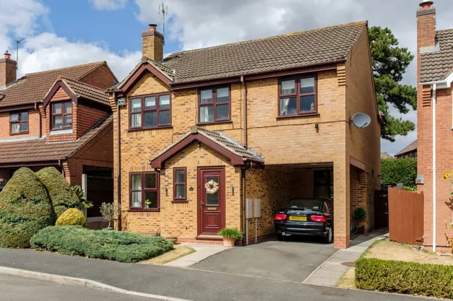 Leivers Close, East Leake, LE12, photo 1