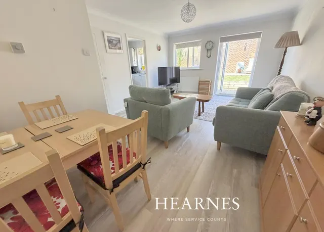 Chalbury Close, BH17, photo 1