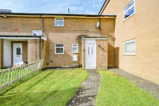 Olympic Close, Luton, Bedfordshire, LU3, photo 1