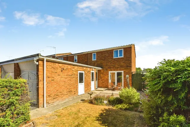 Plantation Road, Chippenham, photo 1
