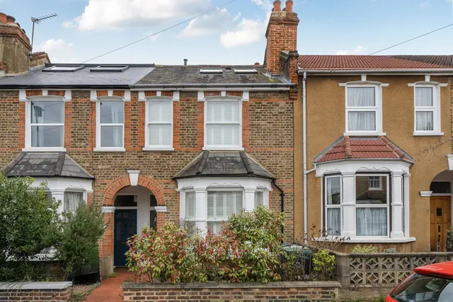 Salehurst Road, SE4, photo 1