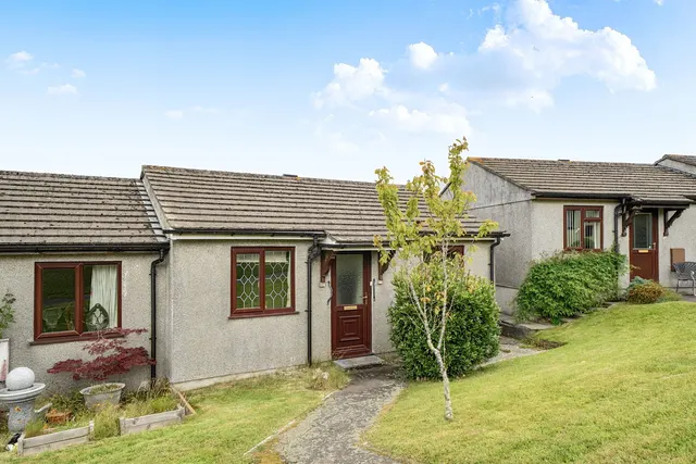 St. Therese Close, Callington, PL17, photo 1