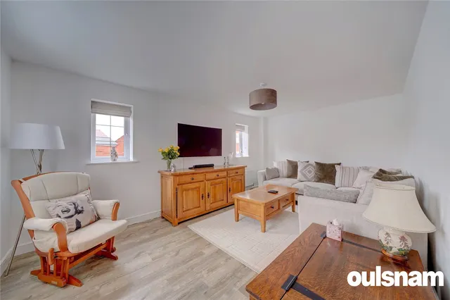 Photo 3 — Gresley Way, Copcut, Droitwich, Worcestershire, WR9 7JD