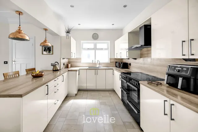 Louth Road, Grimsby, DN33, photo 3