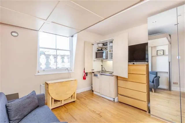 flat, London, W2