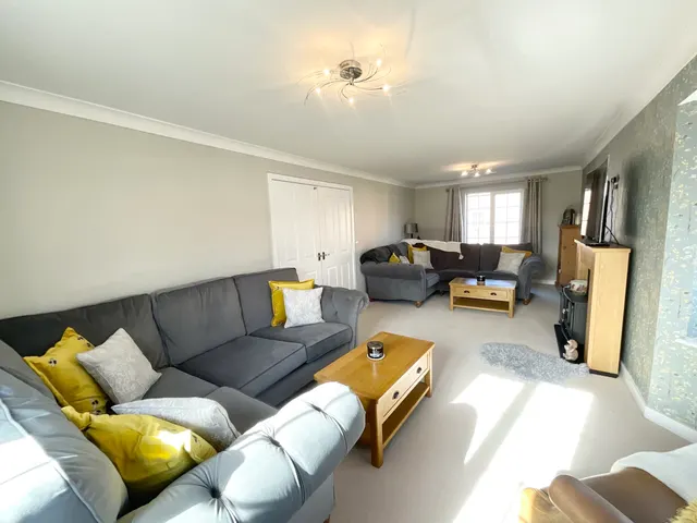 Beacon Grove, Stone, ST15, photo 1