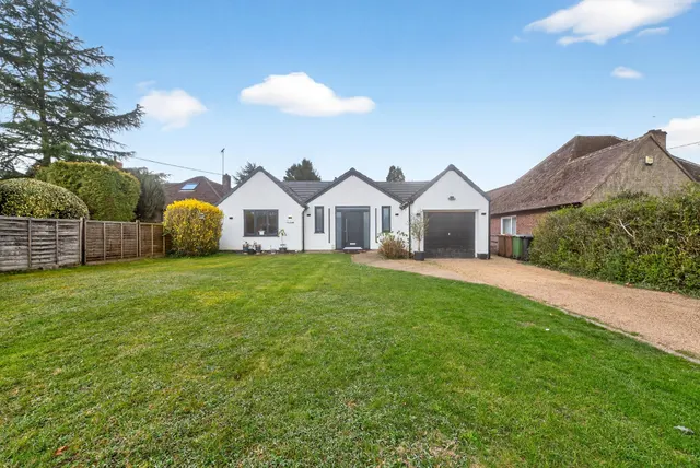 Bridle Path, Reading, RG8, photo 1