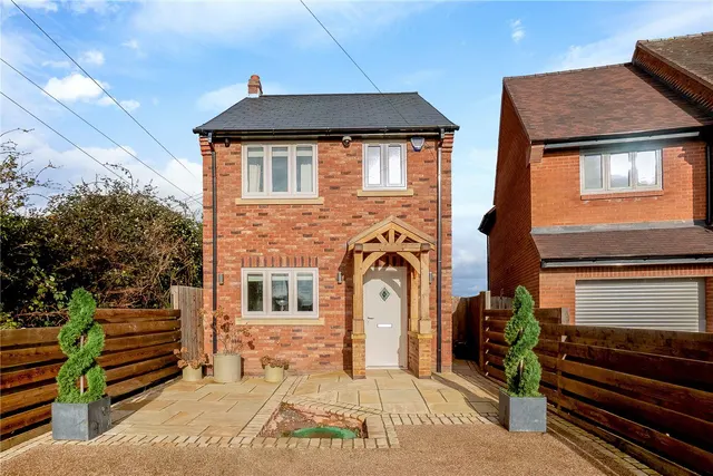 Sunnyside, Aston Cantlow, B95, photo 1