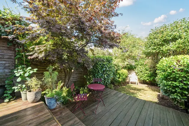 Photo 3 — Victoria Road, London, N22
